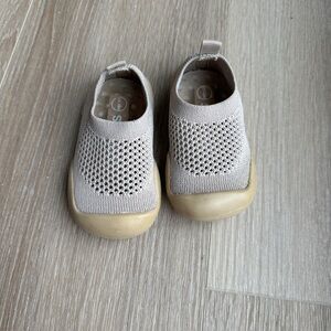 Stonz Roamer Water Shoes